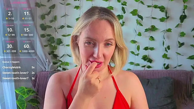 MonikFoxi online show from 04/06/26, 04:46