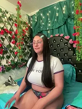 CristalZafiro online show from 03/30/26, 03:02