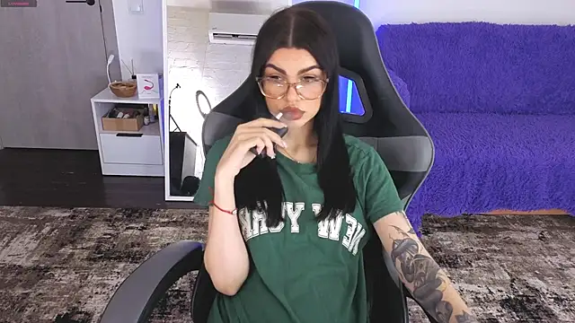 AnacondaOnn online show from 04/18/26, 08:29