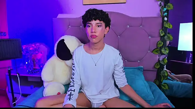 artemis jones online show from 03/31/26, 06:41