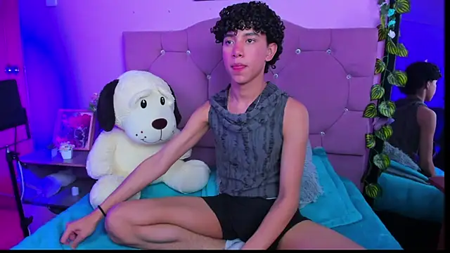 artemis jones online show from 04/01/26, 08:06