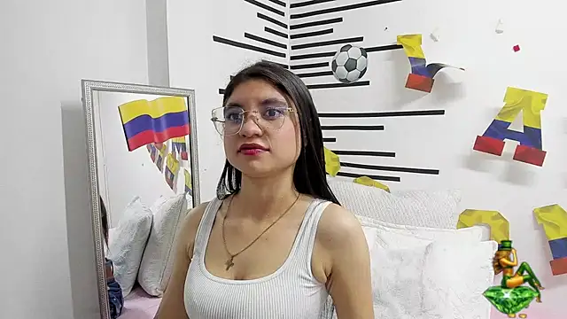 LindaCatalina  online show from 06/30/26, 12:50