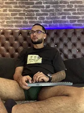 Snapshot of KyleJoss30 chatting on 03/27/26, 09:14 KyleJoss30 online show from 03/27/26, 09:14