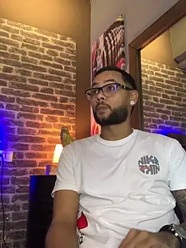 Snapshot of KyleJoss30 chatting on 03/30/26, 09:16 KyleJoss30 online show from 03/30/26, 09:16