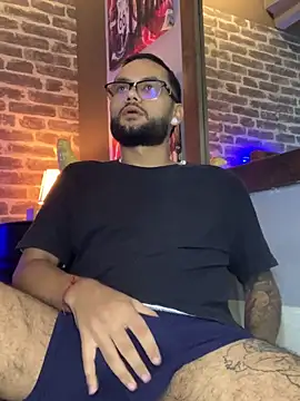 Snapshot of KyleJoss30 chatting on 04/03/26, 09:46 KyleJoss30 online show from 04/03/26, 09:46