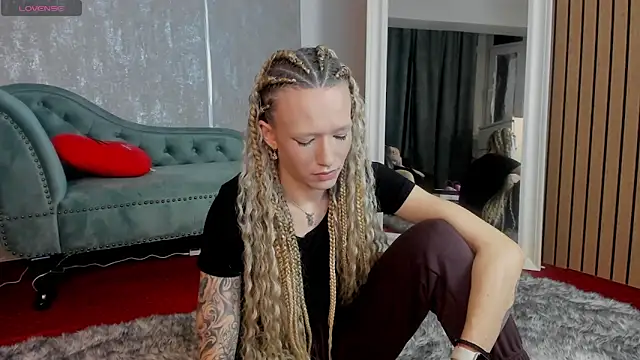 AnyaGlow online show from 04/04/26, 11:02