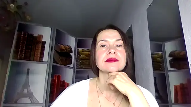 Snapshot of Selena_Moo chatting on 03/23/26, 06:39 Selena Moo online show from 03/23/26, 06:39