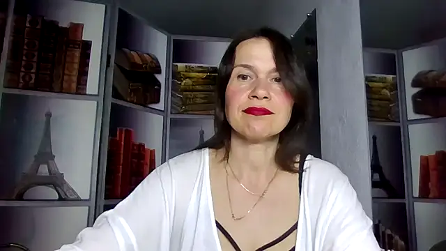 Snapshot of Selena_Moo chatting on 03/31/26, 08:09 Selena Moo online show from 03/31/26, 08:09