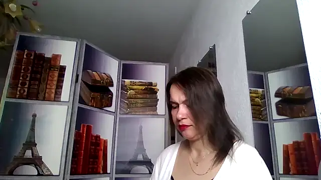 Snapshot of Selena_Moo chatting on 04/11/26, 08:29 Selena Moo online show from 04/11/26, 08:29