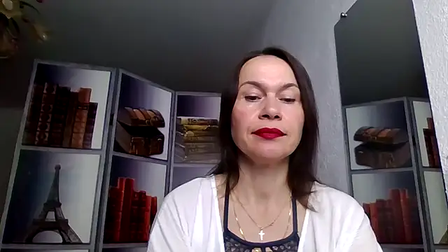 Snapshot of Selena_Moo chatting on 04/15/26, 07:26 Selena Moo online show from 04/15/26, 07:26