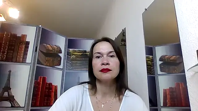 Snapshot of Selena_Moo chatting on 05/12/26, 08:11 Selena Moo online show from 05/12/26, 08:11