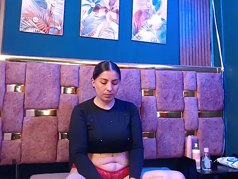 Snapshot of HELLEN_MARK chatting on 04/08/26, 11:32 HELLEN MARK online show from 04/08/26, 11:32