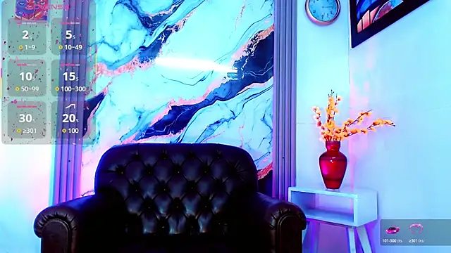 Snapshot of Mia_Colucci- chatting on 04/10/26, 11:04 Mia Colucci- online show from 04/10/26, 11:04