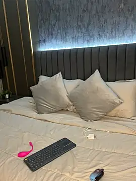 NINA ROSEE397 online show from 03/24/26, 12:37