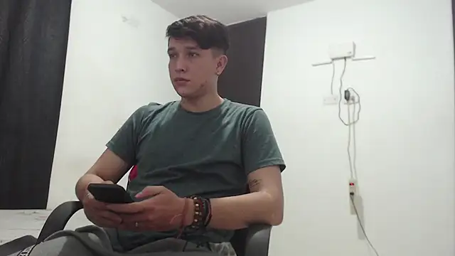 Lucifeeeer 666 online show from 04/23/26, 08:00