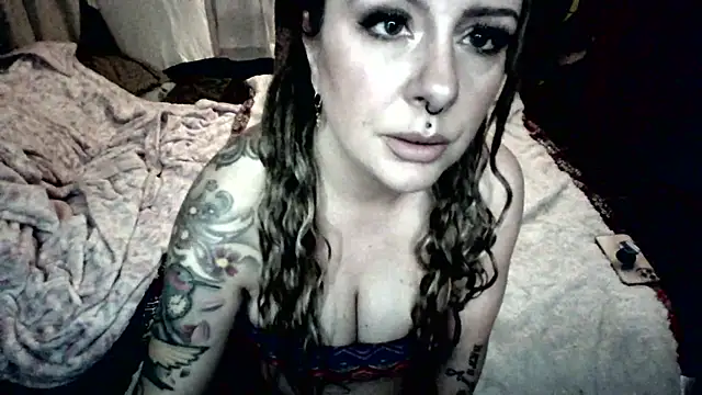 adirajade online show from 03/24/26, 08:47