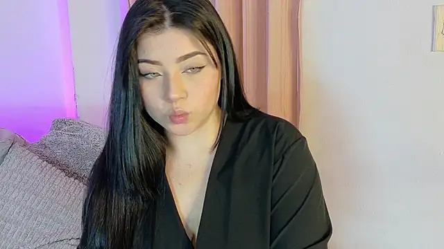 CamilaRougee online show from 04/04/26, 05:10