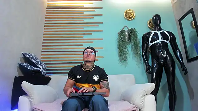 Lance miller online show from 04/11/26, 01:32