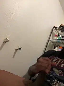 Mr11inchesnluvv online show from 05/05/26, 07:11
