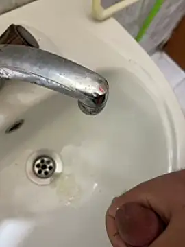 Snapshot of yassineamri chatting on 03/21/26, 02:16 yassineamri online show from 03/21/26, 02:16