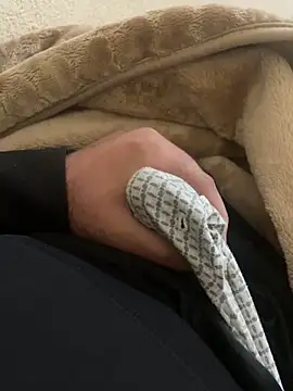 Snapshot of yassineamri chatting on 04/14/26, 05:52 yassineamri online show from 04/14/26, 05:52