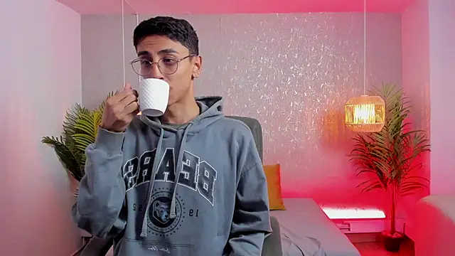 Gio carangi online show from 03/28/26, 03:06