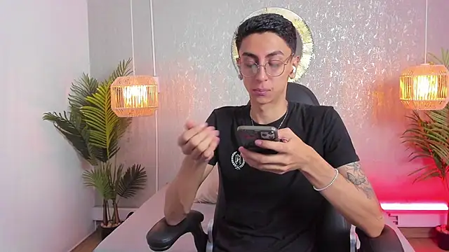 Gio carangi online show from 04/12/26, 02:38