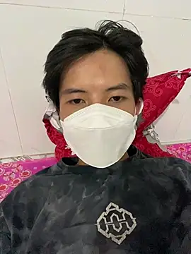 Nguyencuong1999 online show from 03/21/26, 04:39