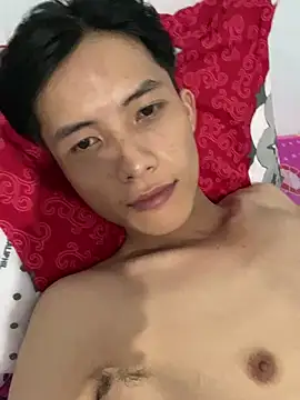 Nguyencuong1999 online show from 04/03/26, 12:36