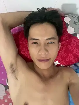 Nguyencuong1999 online show from 04/05/26, 08:28