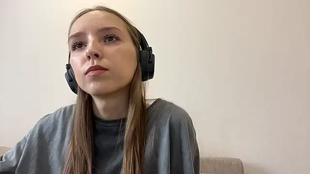 TanjaBrounson online show from 03/22/26, 03:21