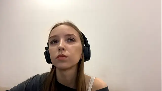 TanjaBrounson online show from 03/24/26, 03:28