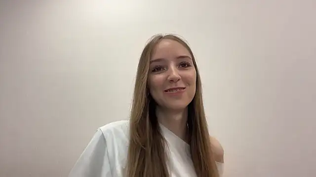 TanjaBrounson online show from 04/15/26, 03:30