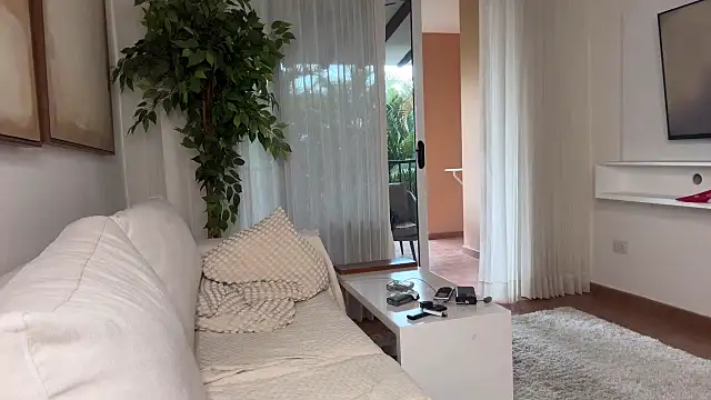 ViviGoddess online show from 04/16/26, 08:31