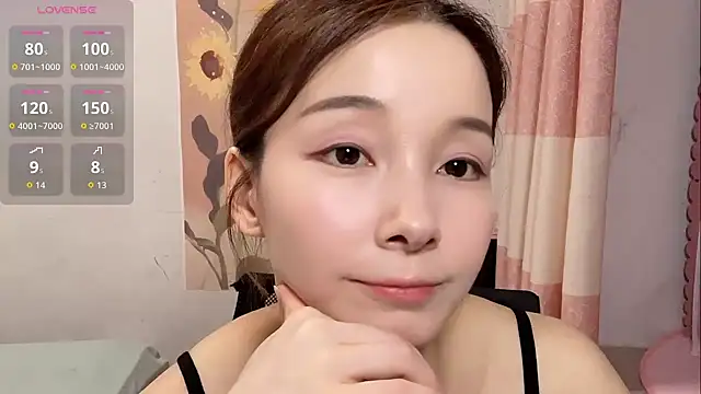 Snapshot of Tingting-rd chatting on 07/12/26, 11:34 Tingting-rd online show from 07/12/26, 11:34