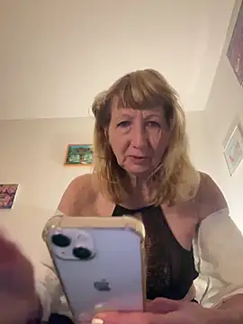 MatureKim online show from 03/23/26, 07:07