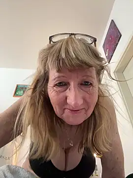 MatureKim online show from 03/31/26, 02:28