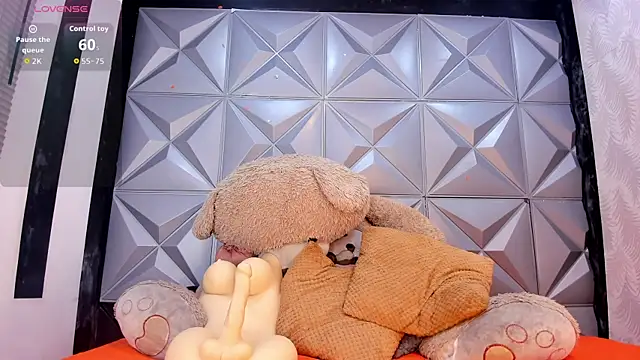 SofiLatina1 online show from 03/27/26, 11:10