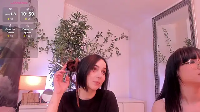 mira0 0 online show from 04/07/26, 07:25