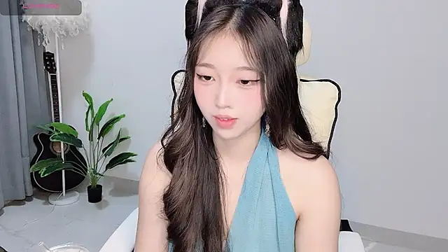 Yukiy8877 online show from 03/27/26, 09:36