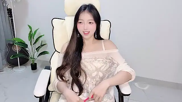 Yukiy8877 online show from 04/03/26, 10:02