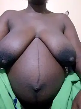 Snapshot of Coco2vee chatting on 04/01/26, 05:08 Coco2vee online show from 04/01/26, 05:08