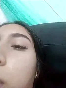 Sexy sara outdoorss online show from 04/12/26, 04:23