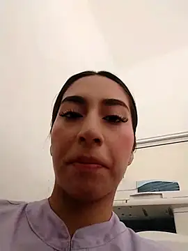 Sexy sara outdoorss online show from 04/13/26, 03:06