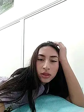 Sexy sara outdoorss online show from 04/14/26, 03:07