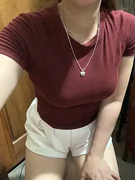 Snapshot of Zinii99 chatting on 04/06/26, 05:58 Zinii99 online show from 04/06/26, 05:58