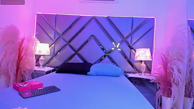 Snapshot of khathieeBelle chatting on 04/11/26, 05:50 khathieeBelle online show from 04/11/26, 05:50