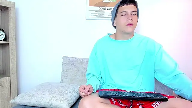 Snapshot of dennis_hills chatting on 03/23/26, 12:20 dennis hills online show from 03/23/26, 12:20