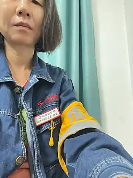 lilysister66 online show from 06/13/26, 01:09