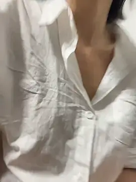lilysister66 online show from 06/23/26, 05:00
